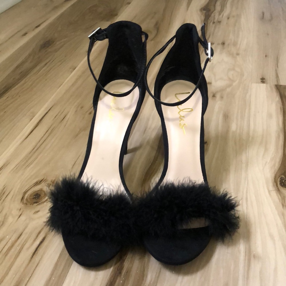 LULU’S SEXY BEDROOM STRAP PUMPS. Size 9. Great condition. Faux fur at th…